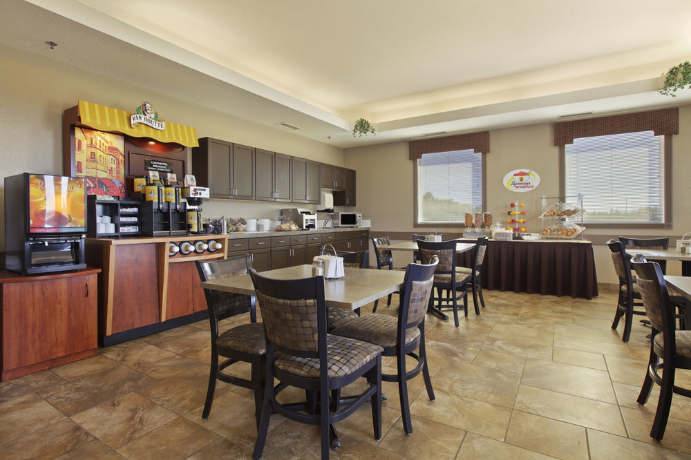 Super 8 By Wyndham Prince Albert Ngoại thất bức ảnh